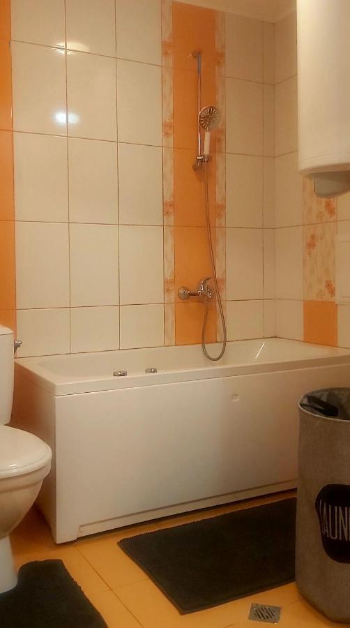 Saint Nicholas Varna Lovely 2 Bedroom Apartment With Sunny Garden Εξωτερικό φωτογραφία